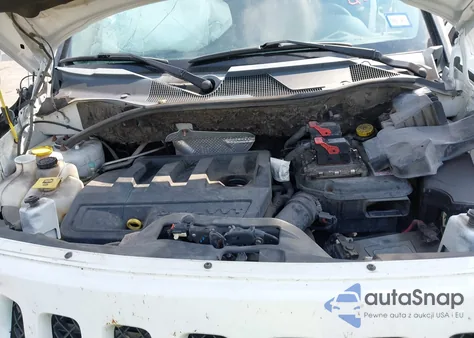 2016 Jeep Patriot Latitude z USA, uszkodzony, nr VIN 1C4NJRFB0GD696880